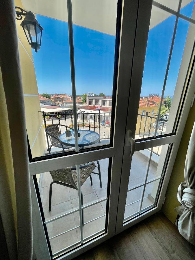Chernomorets Apartment エクステリア 写真